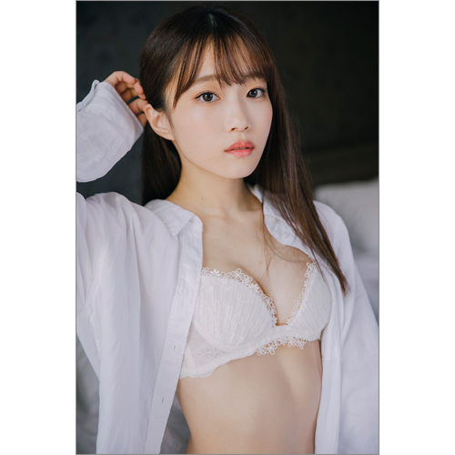 最終SALE】 岸みゆ（#ババババンビ） 直筆サイン入り写真パネル 数量