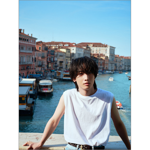 小林千晃デビュー10周年記念写真集(仮)